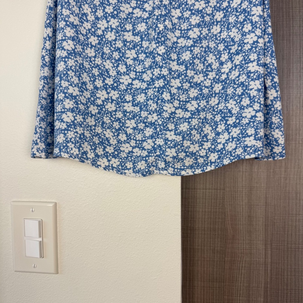 Reformation Blue Ditsy Floral Print Margot Mini Skirt Side Slit Size 2 - Picture 8 of 10